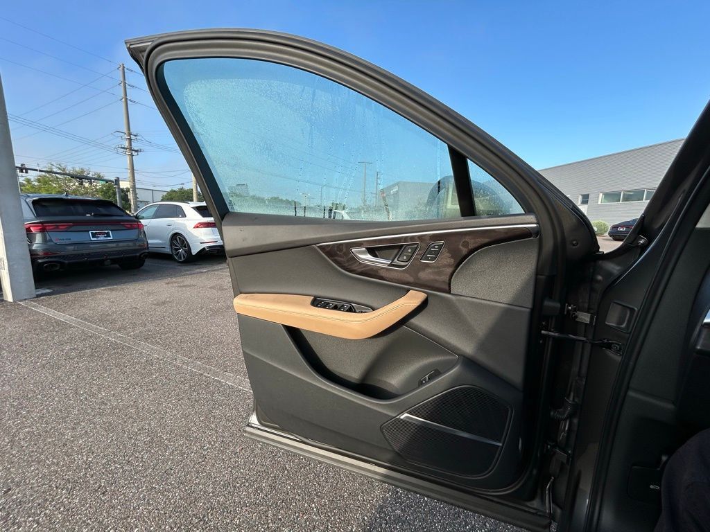 2025 Audi Q7 55 Prestige Lakeland FL