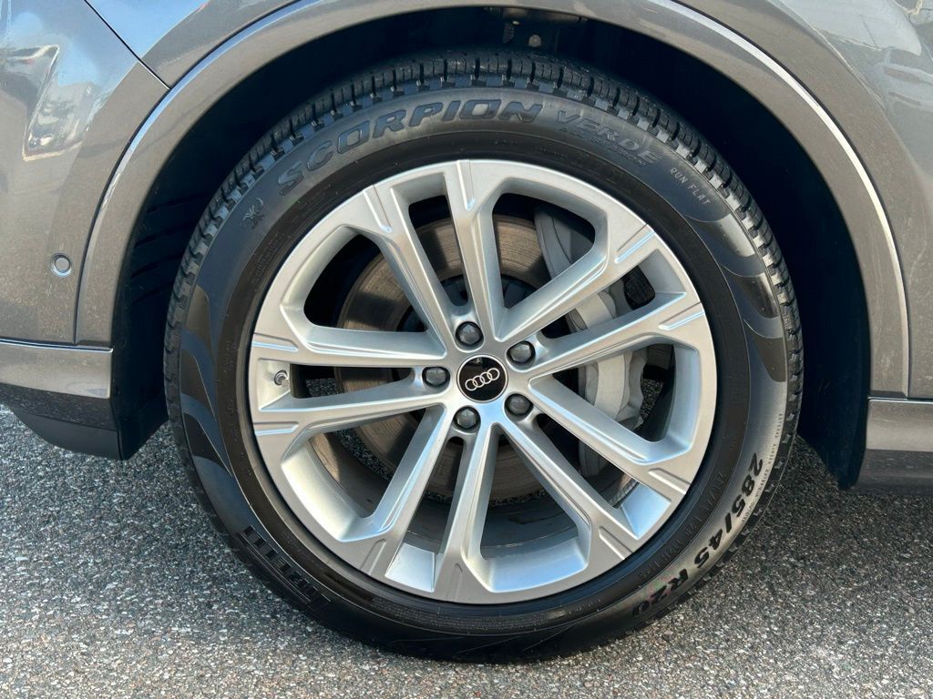 2025 Audi Q7 55 Prestige Lakeland FL