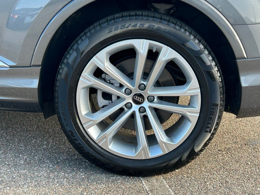 2025 Audi Q7 55 Prestige Lakeland FL