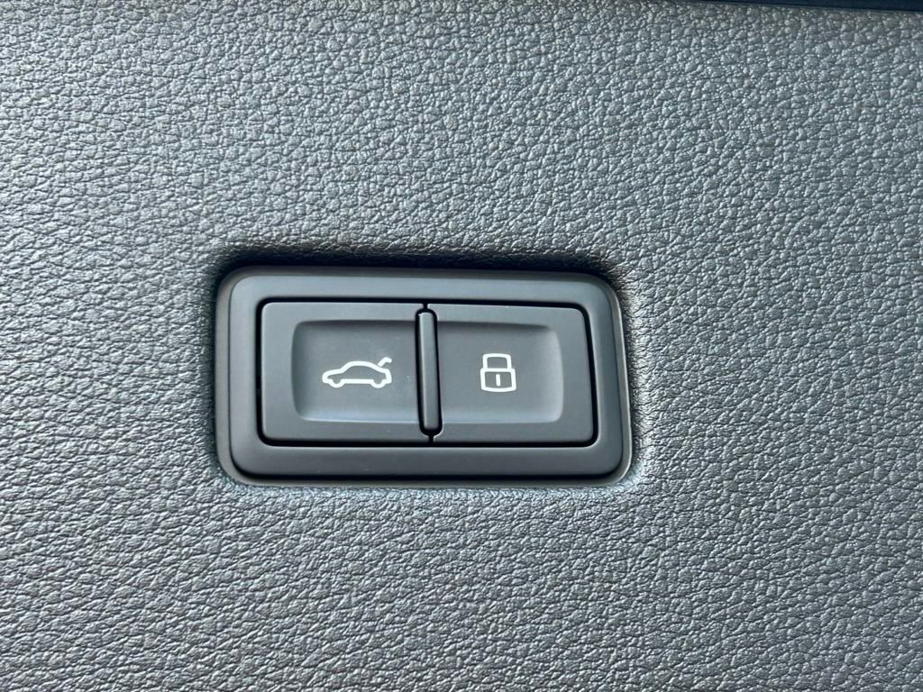 2025 Audi Q8 55 Premium Plus Lakeland FL