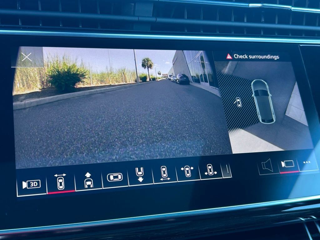 2025 Audi Q8 55 Premium Lakeland FL