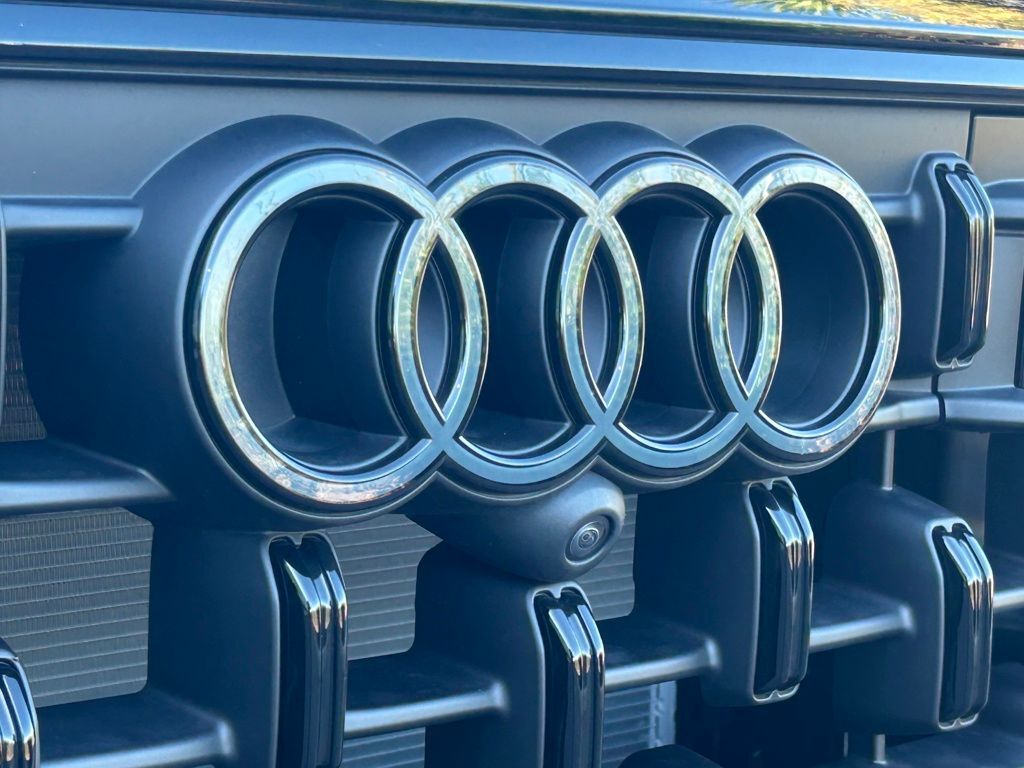 2025 Audi Q8 55 Premium Lakeland FL