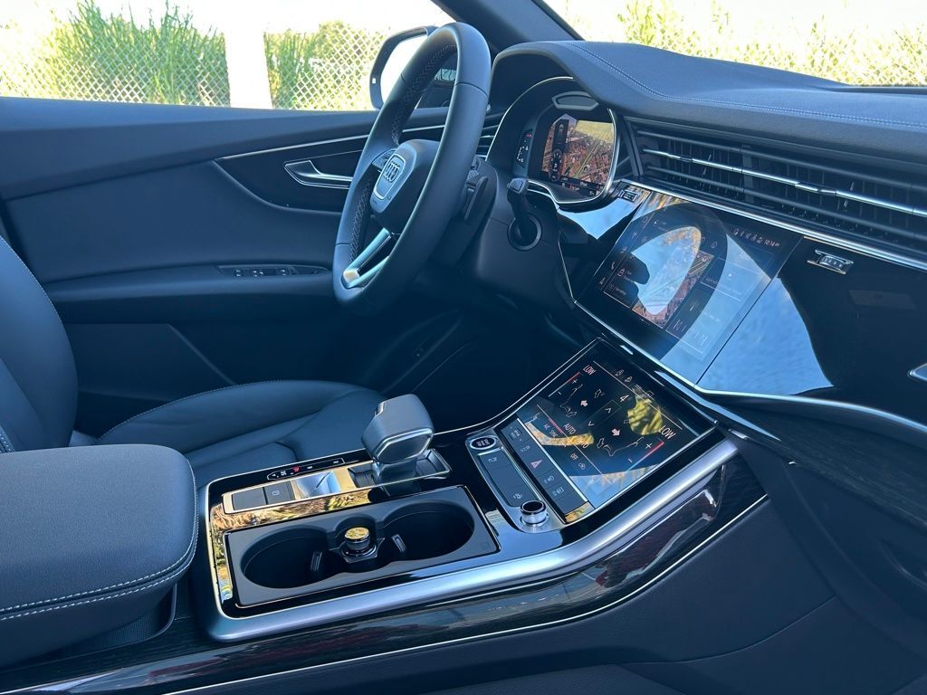 2025 Audi Q8 55 Premium Lakeland FL