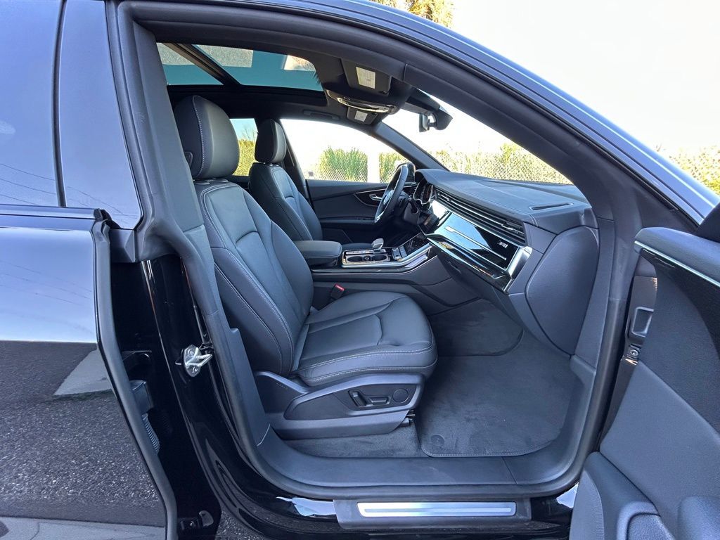 2025 Audi Q8 55 Premium Lakeland FL