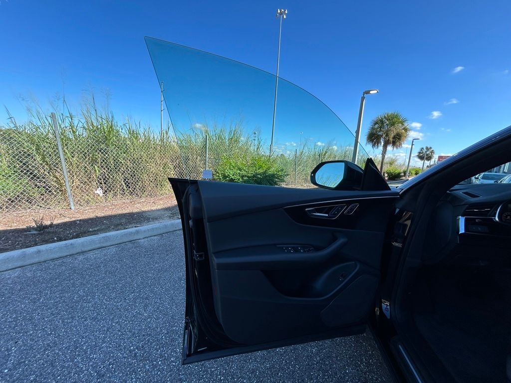 2025 Audi Q8 55 Premium Lakeland FL