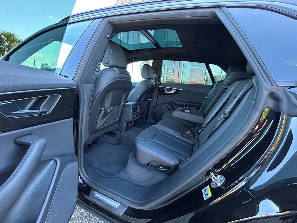 2025 Audi Q8 55 Premium Lakeland FL