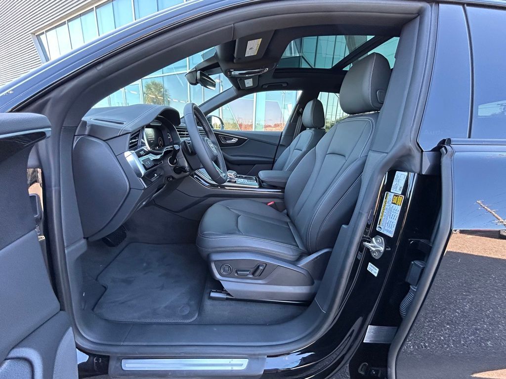 2025 Audi Q8 55 Premium Lakeland FL