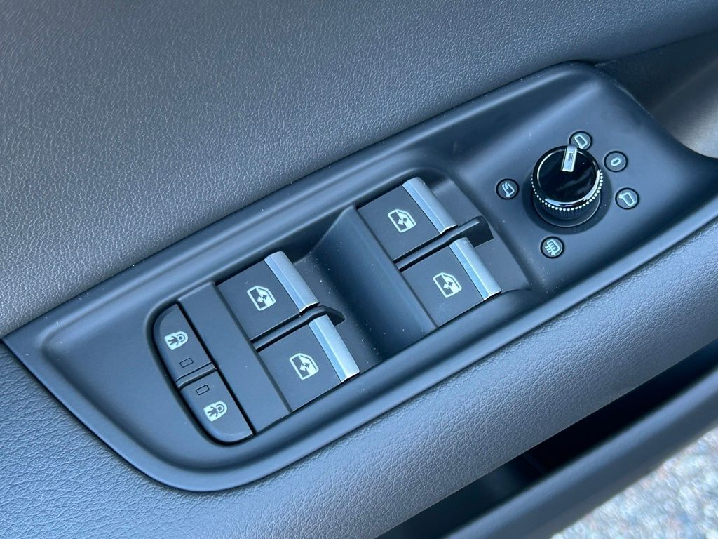 2025 Audi Q8 55 Premium Lakeland FL