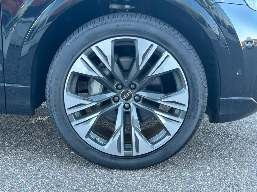 2025 Audi Q8 55 Premium Lakeland FL