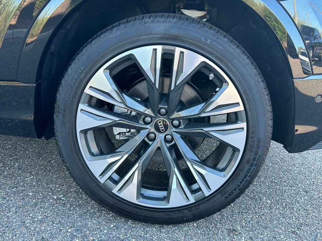 2025 Audi Q8 55 Premium Lakeland FL