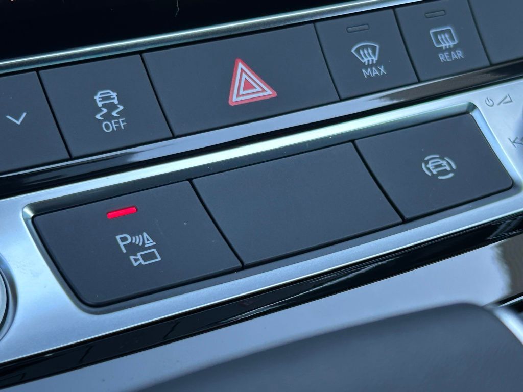 2025 Audi Q8 55 Premium Lakeland FL