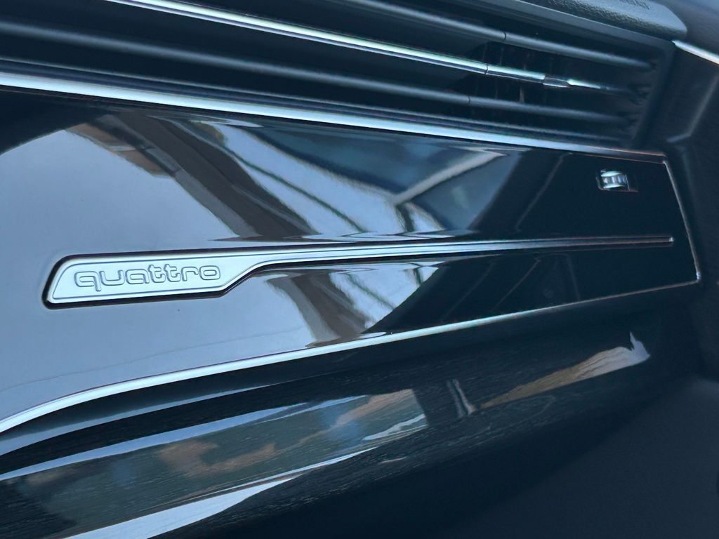 2025 Audi Q8 55 Premium Lakeland FL