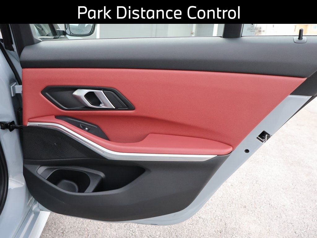 2025 BMW 3 Series 330i xDrive