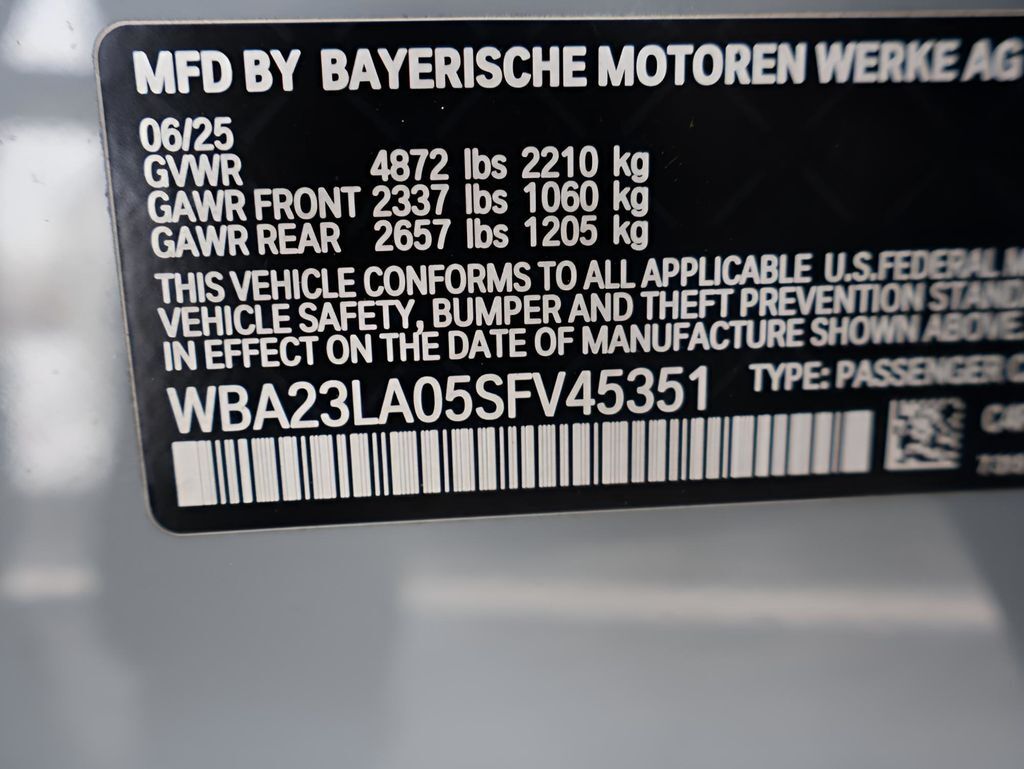 2025 BMW 3 Series 330i xDrive