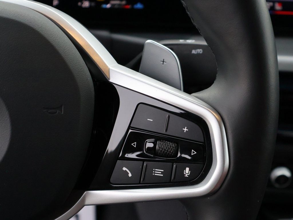 2025 BMW 3 Series 330i xDrive
