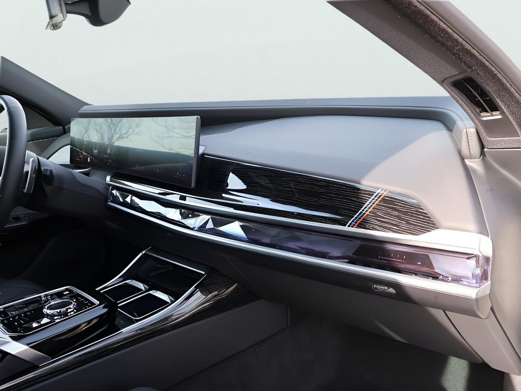 2025 BMW 7 Series 740i xDrive San Clemente CA