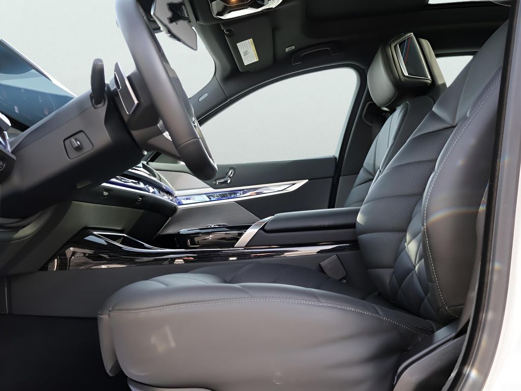 2025 BMW 7 Series 740i xDrive San Clemente CA