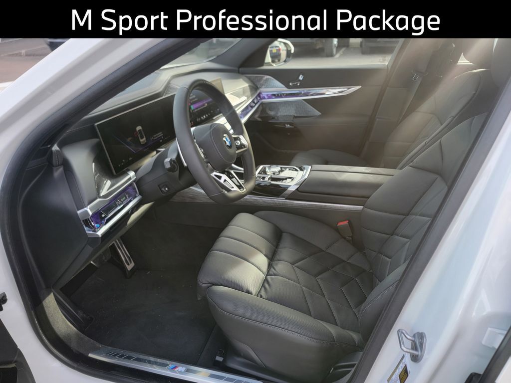 2025 BMW 7 Series 760i xDrive