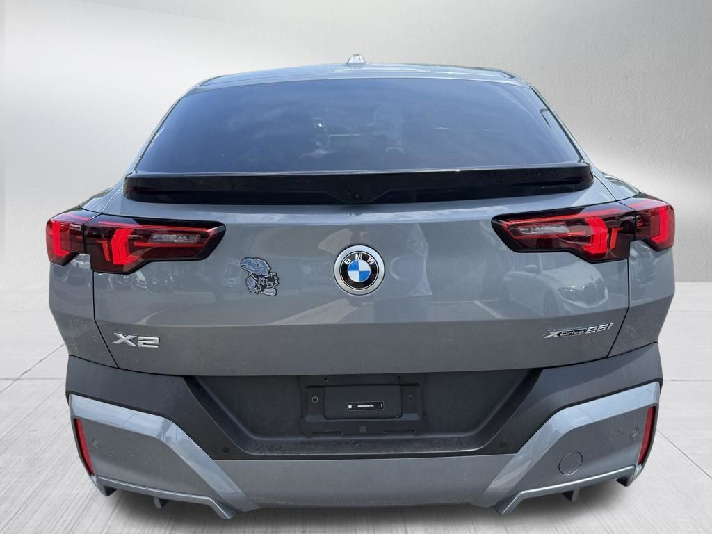 2025 BMW X2 xDrive28i