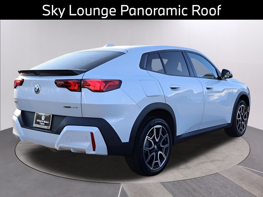 2025 BMW X2 xDrive28i