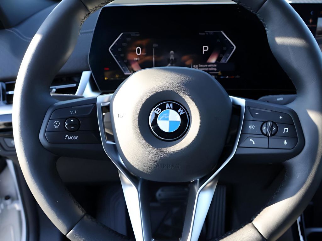 2025 BMW X2 xDrive28i