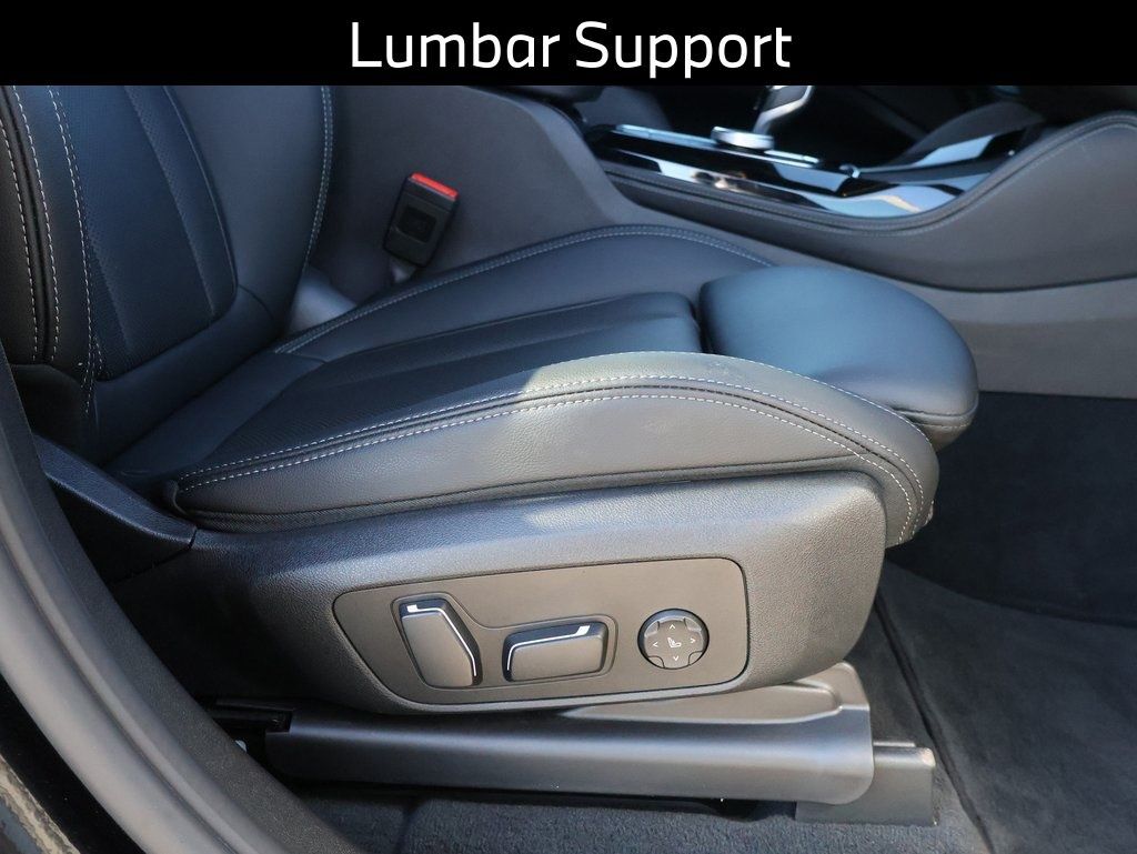 2025 BMW X4 xDrive30i