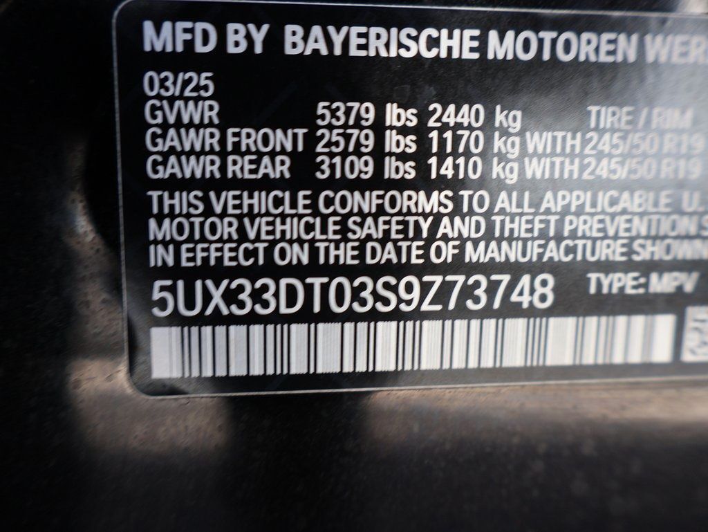 2025 BMW X4 xDrive30i