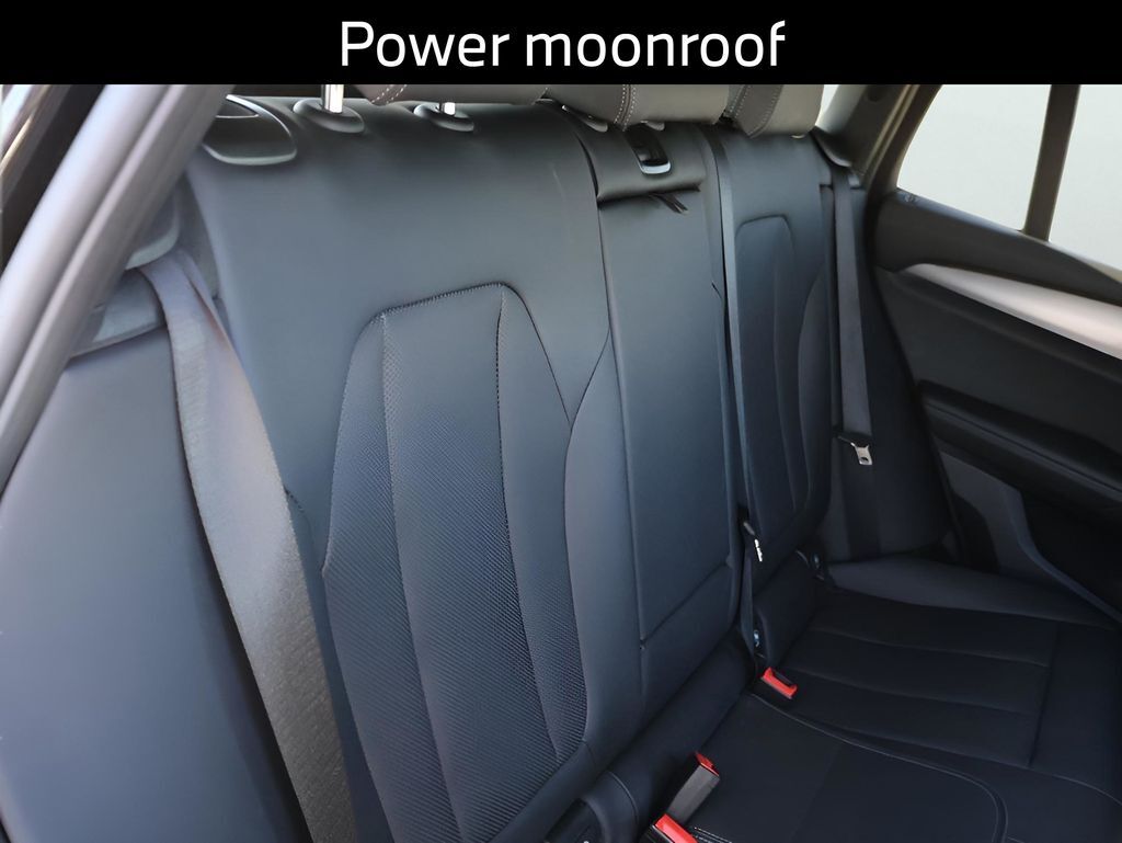 2025 BMW X4 xDrive30i