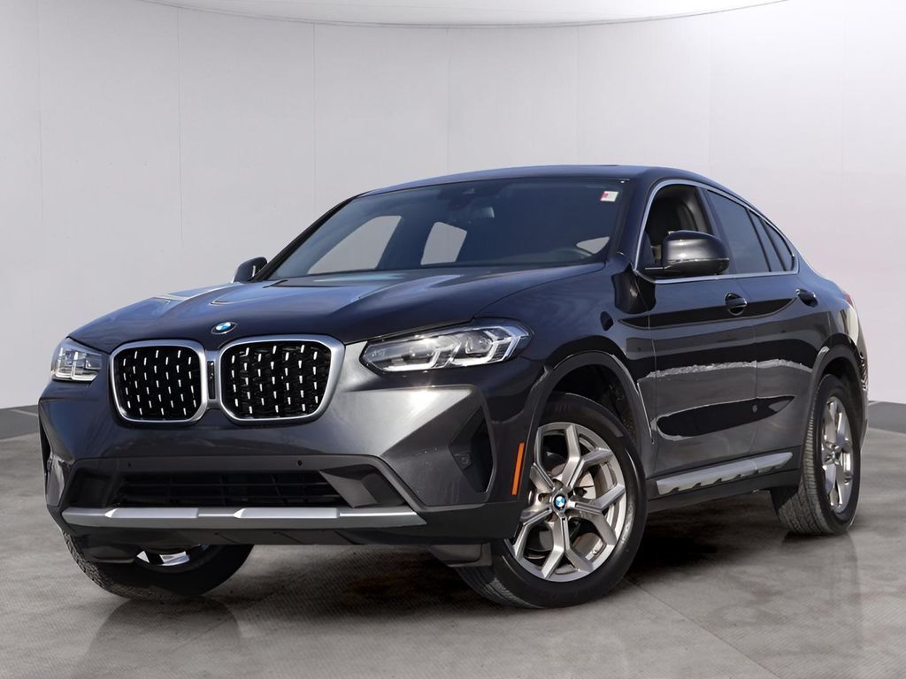 2025 BMW X4