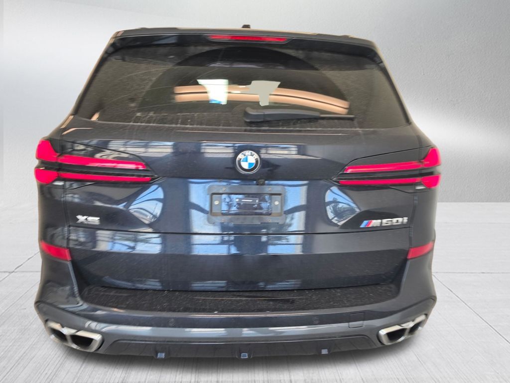2025 BMW X5 M60i