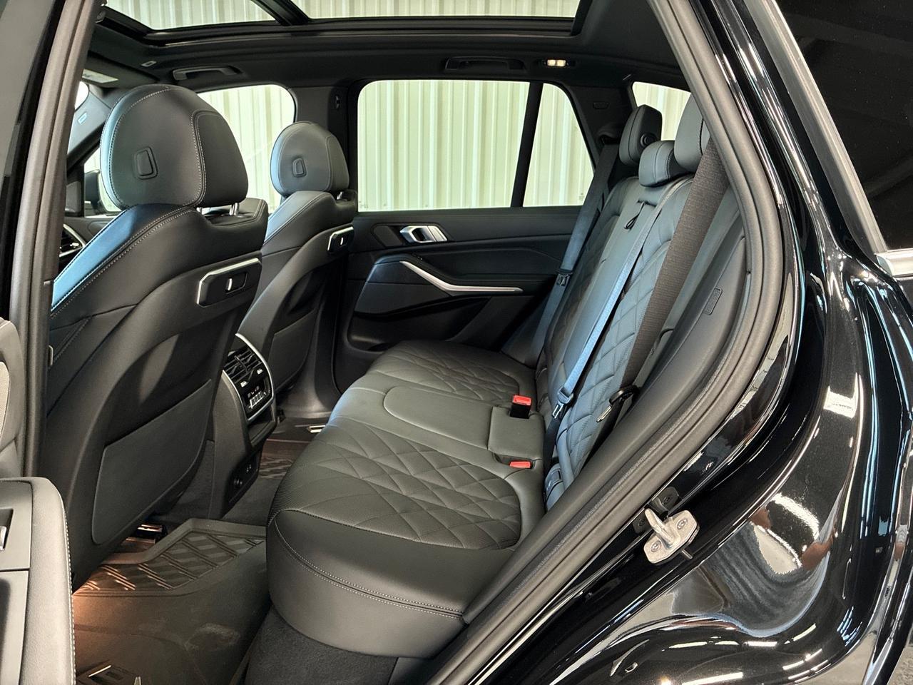 2025 BMW X5 xDrive40i, Parking Assistance Pkg, Premium Pkg, 4-Zone Climate, Houston TX 2025 BMW X5 xDrive40i, Parking Assistance Pkg, Premium Pkg, 4-Zone Climate, Houston TX