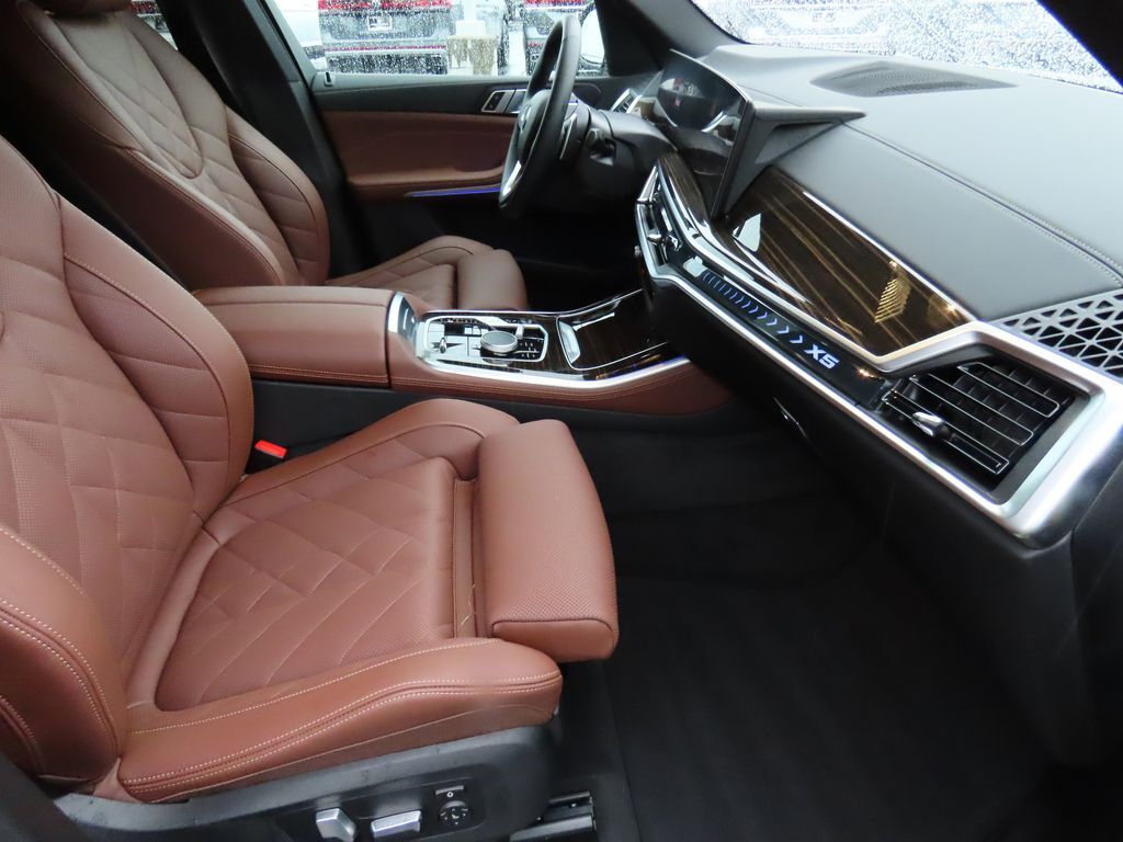 2025 BMW X5 xDrive50e