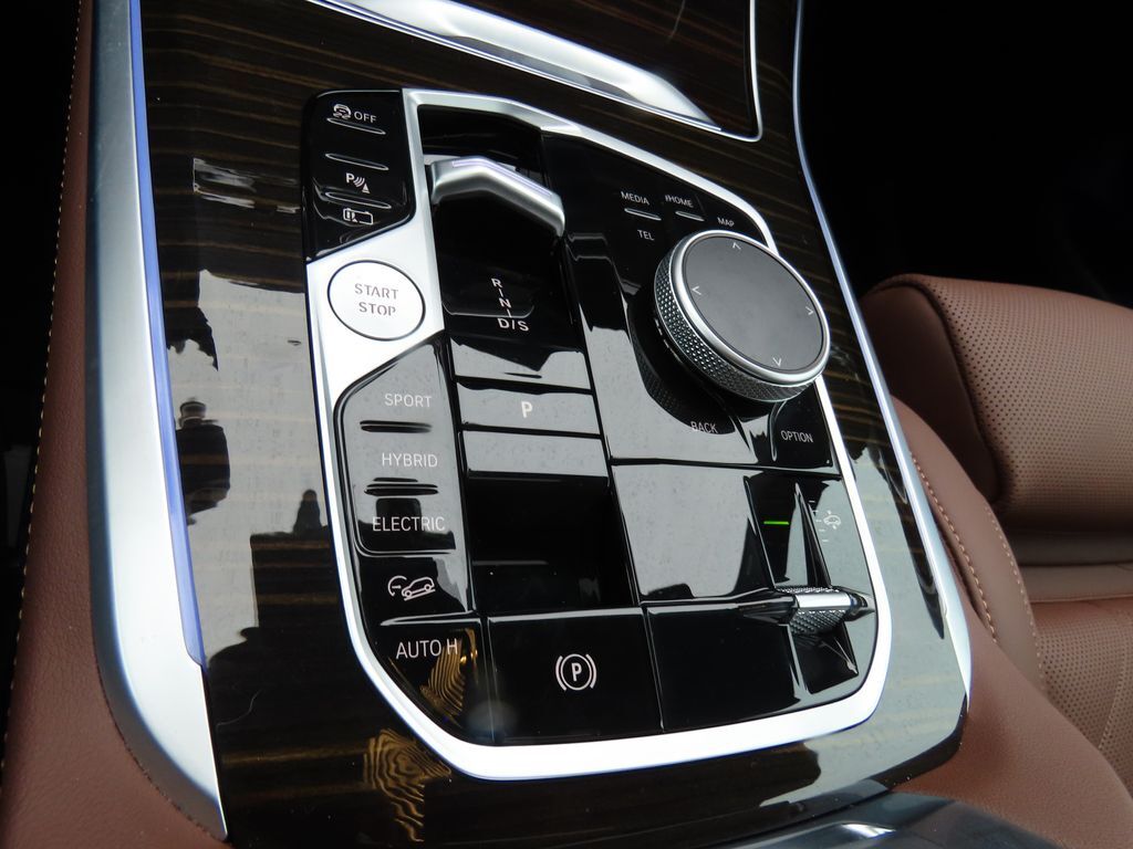 2025 BMW X5 xDrive50e