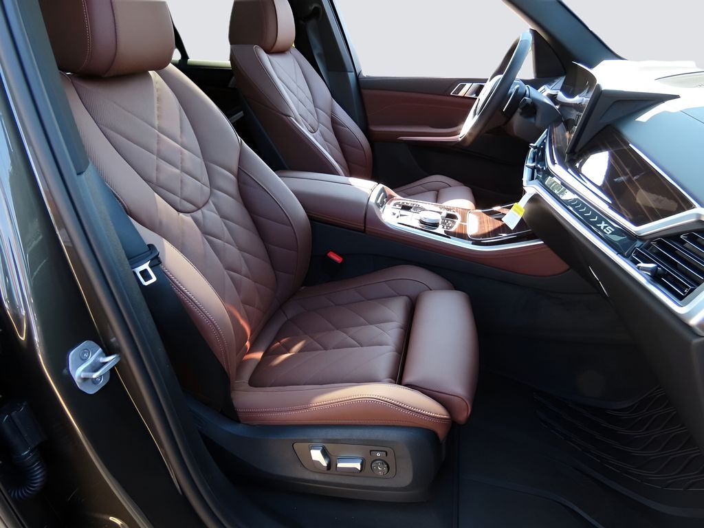 2025 BMW X5 xDrive50e