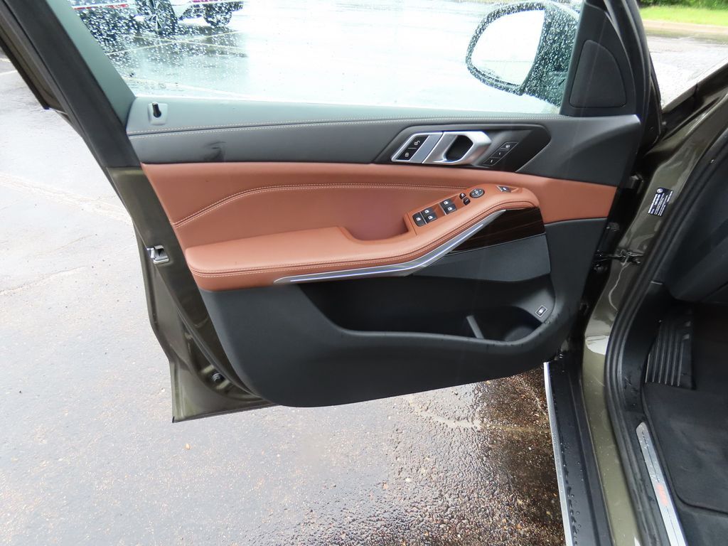 2025 BMW X5 xDrive50e
