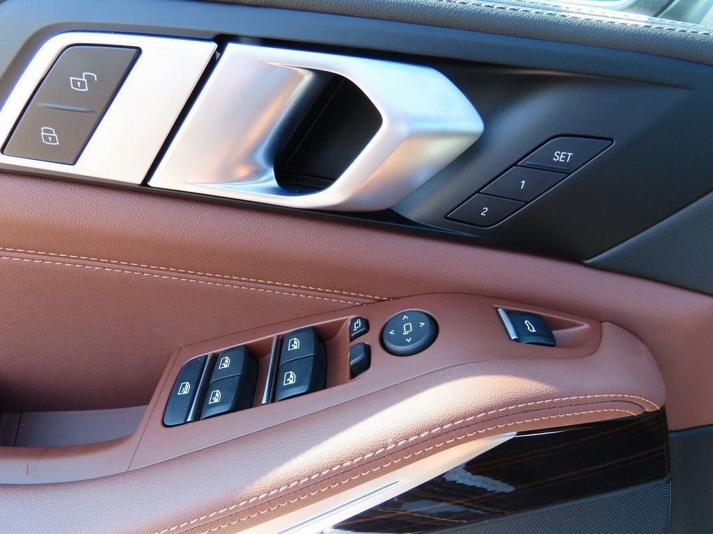 2025 BMW X5 xDrive50e