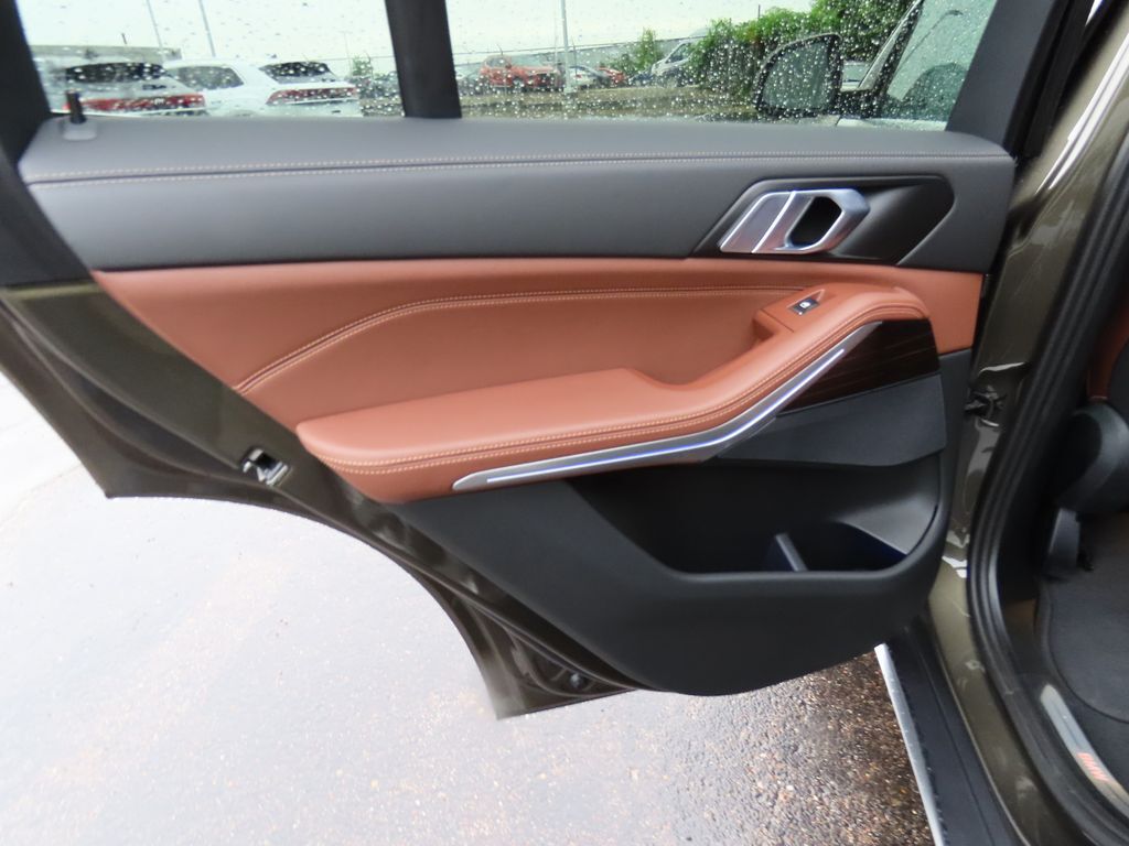 2025 BMW X5 xDrive50e