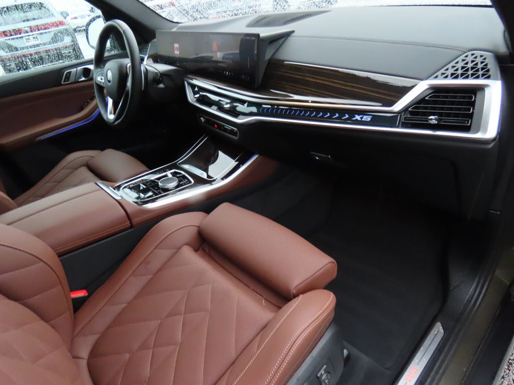 2025 BMW X5 xDrive50e