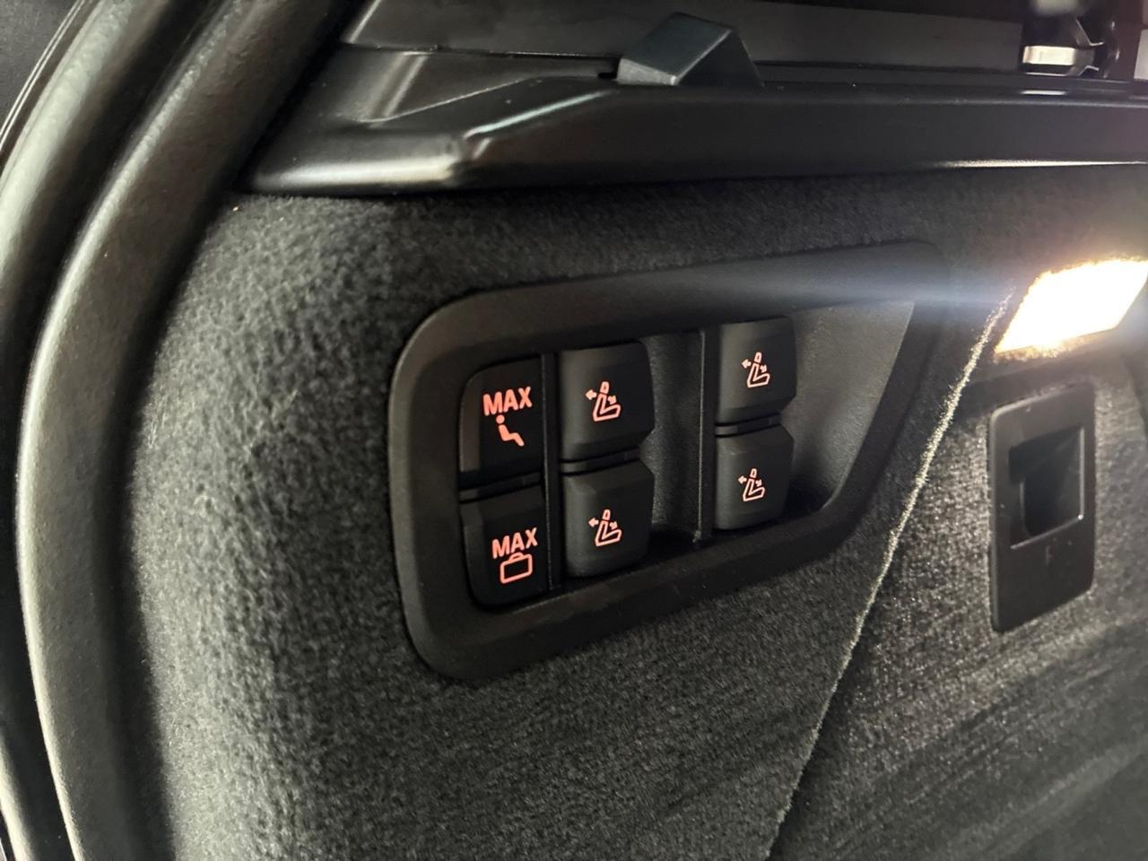 2025 BMW X7 xDrive40i, M-Sport Professional Pkg, Premium Pkg, Park Assist Pkg, Climate Control Pkg Houston TX 2025 BMW X7 xDrive40i, M-Sport Professional Pkg, Premium Pkg, Park Assist Pkg, Climate Control Pkg Houston TX