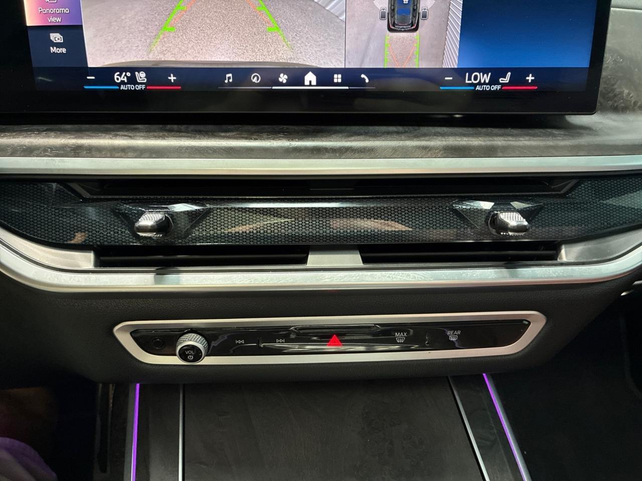 2025 BMW X7 xDrive40i, M-Sport Professional Pkg, Premium Pkg, Park Assist Pkg, Climate Control Pkg Houston TX 2025 BMW X7 xDrive40i, M-Sport Professional Pkg, Premium Pkg, Park Assist Pkg, Climate Control Pkg Houston TX