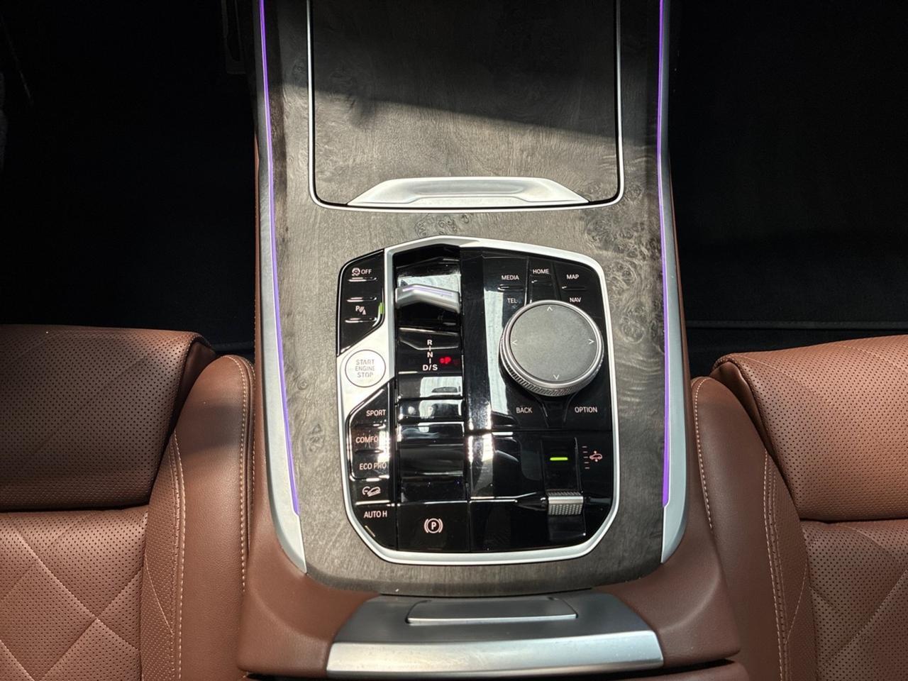 2025 BMW X7 xDrive40i, M-Sport Professional Pkg, Premium Pkg, Park Assist Pkg, Climate Control Pkg Houston TX 2025 BMW X7 xDrive40i, M-Sport Professional Pkg, Premium Pkg, Park Assist Pkg, Climate Control Pkg Houston TX