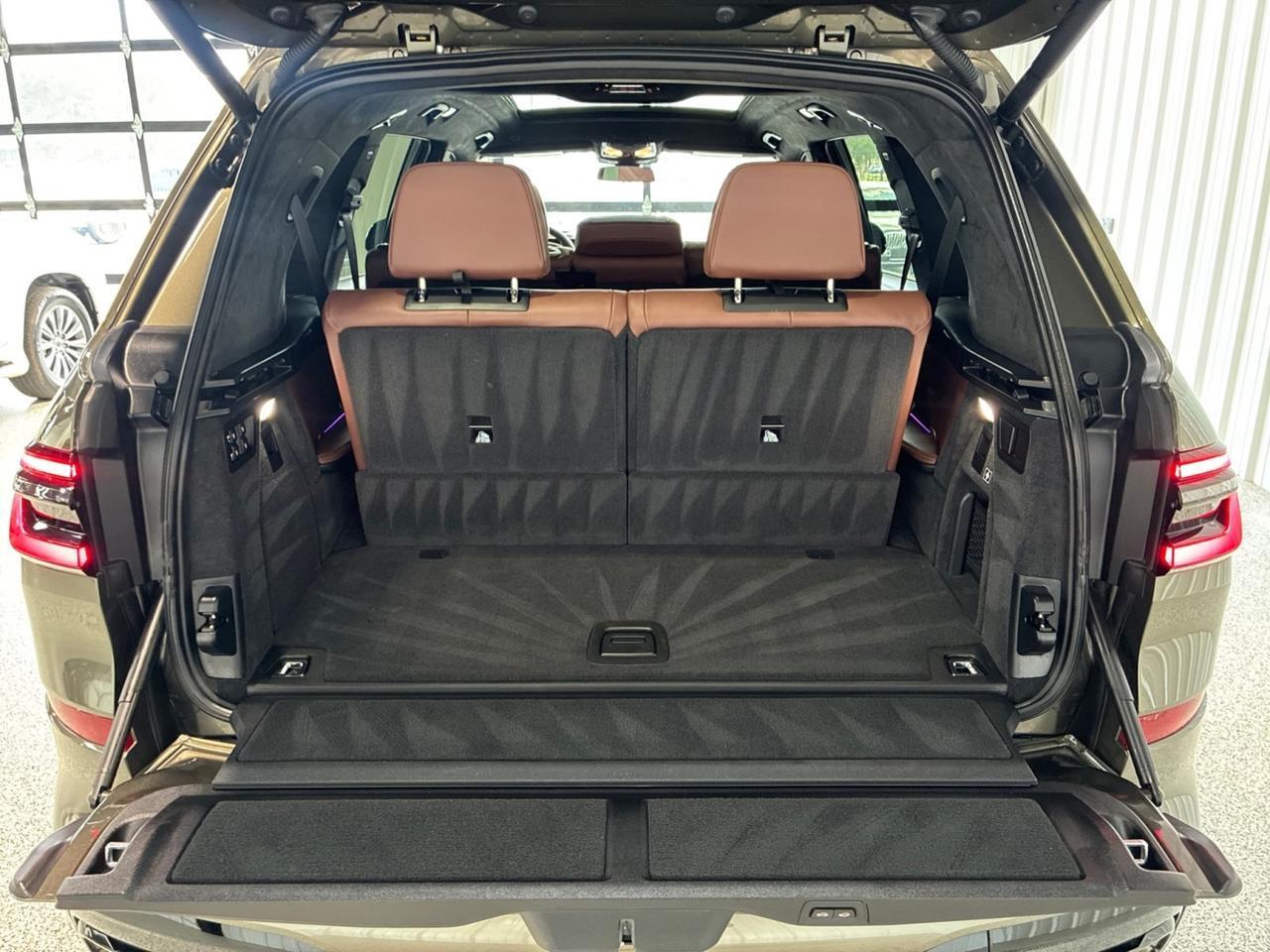 2025 BMW X7 xDrive40i, M-Sport Professional Pkg, Premium Pkg, Park Assist Pkg, Climate Control Pkg Houston TX 2025 BMW X7 xDrive40i, M-Sport Professional Pkg, Premium Pkg, Park Assist Pkg, Climate Control Pkg Houston TX