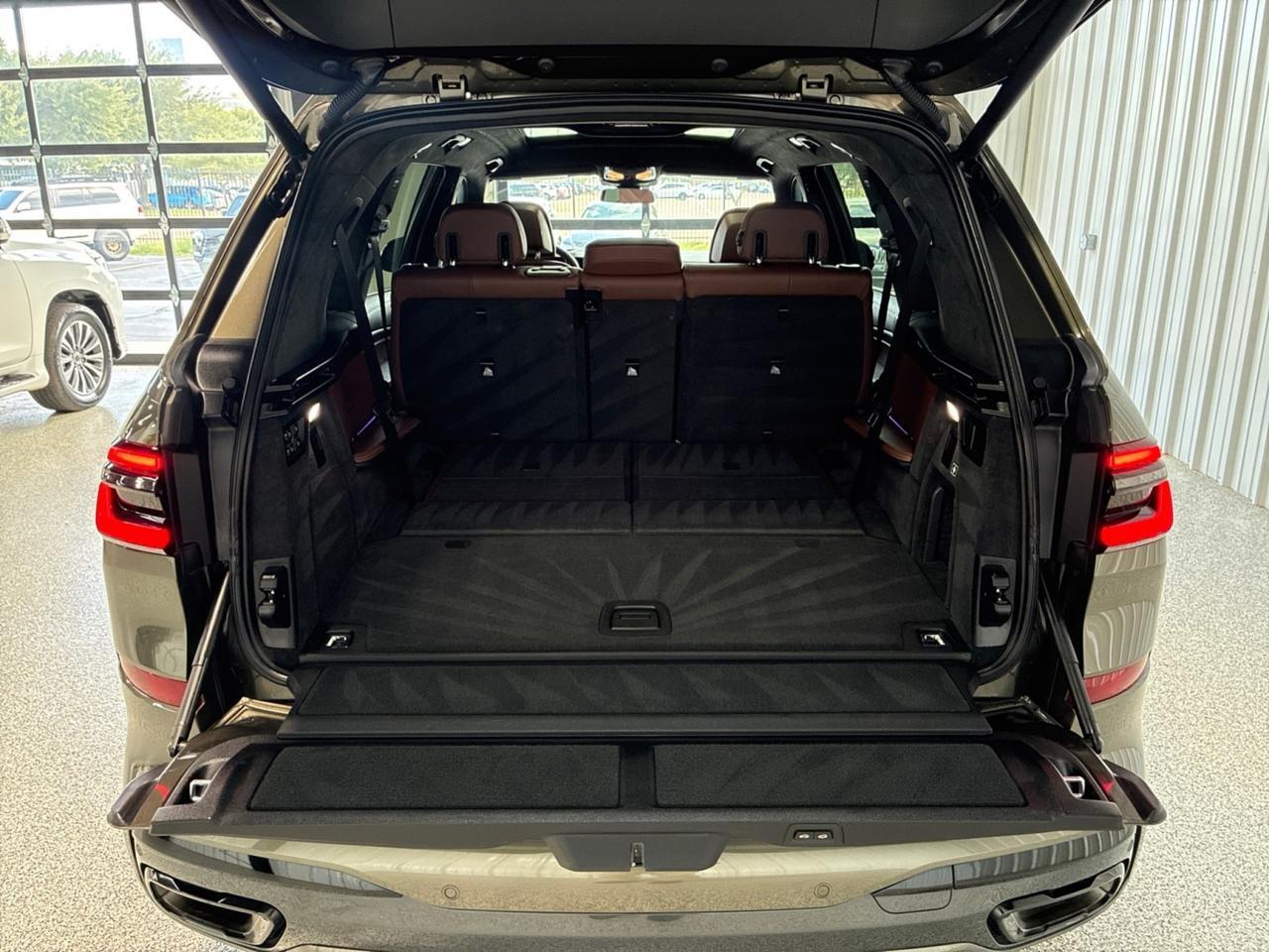 2025 BMW X7 xDrive40i, M-Sport Professional Pkg, Premium Pkg, Park Assist Pkg, Climate Control Pkg Houston TX 2025 BMW X7 xDrive40i, M-Sport Professional Pkg, Premium Pkg, Park Assist Pkg, Climate Control Pkg Houston TX