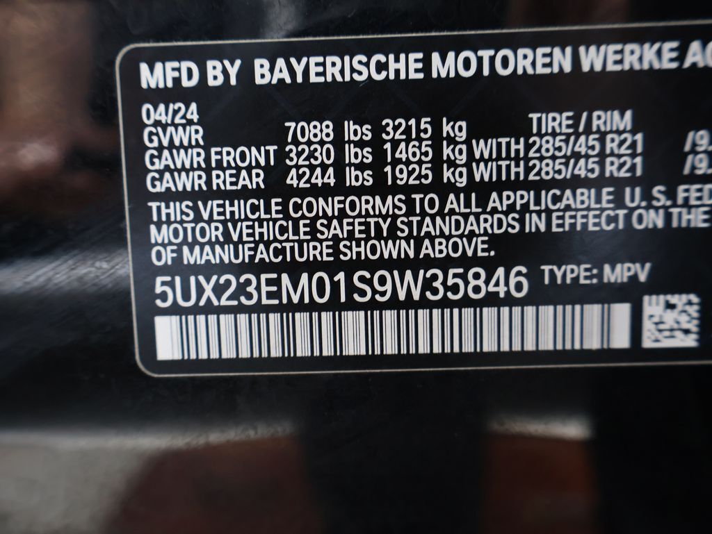 2025 BMW X7 xDrive40i