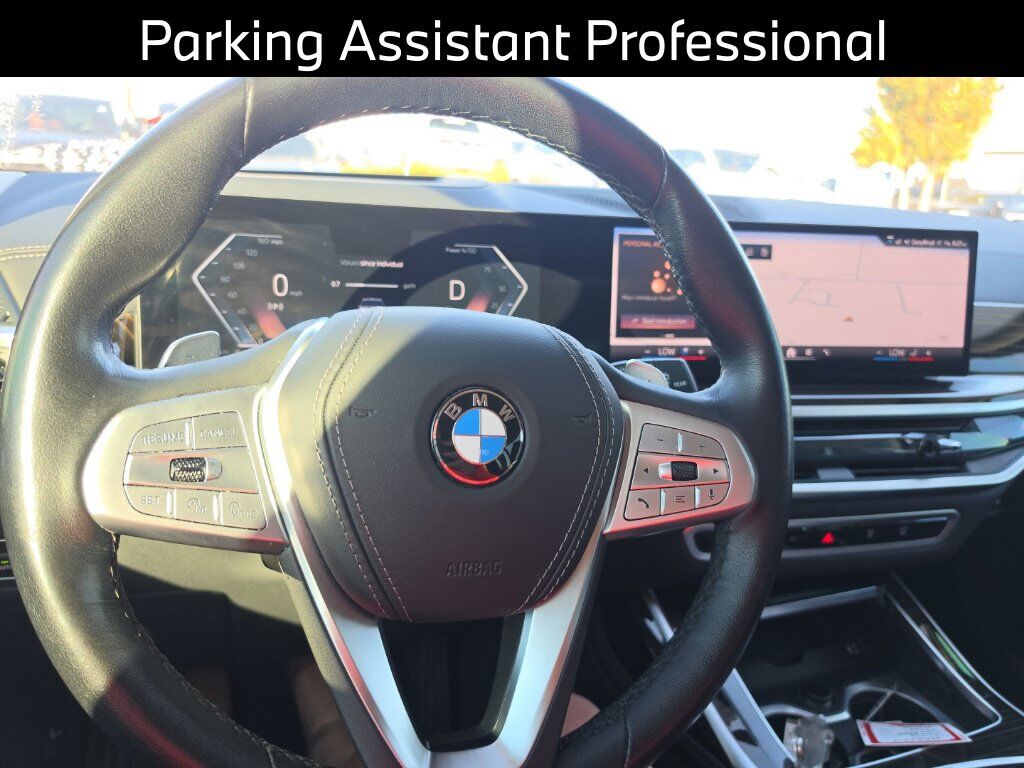 2025 BMW X7 xDrive40i