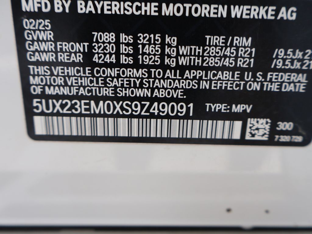 2025 BMW X7 xDrive40i