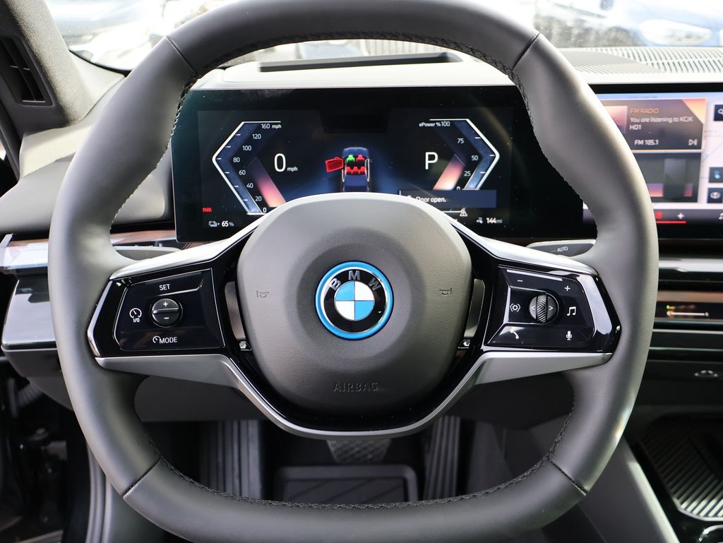2025 BMW i5 xDrive40