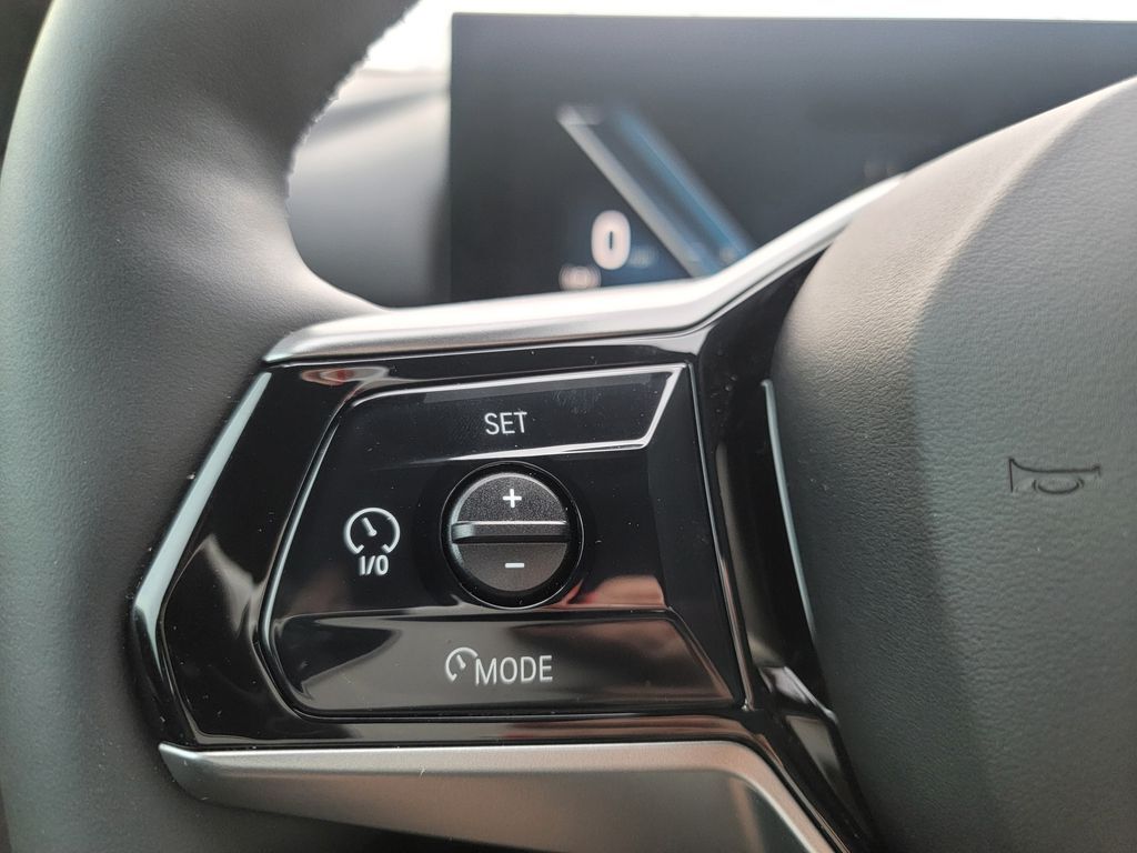 2025 BMW i5 xDrive40