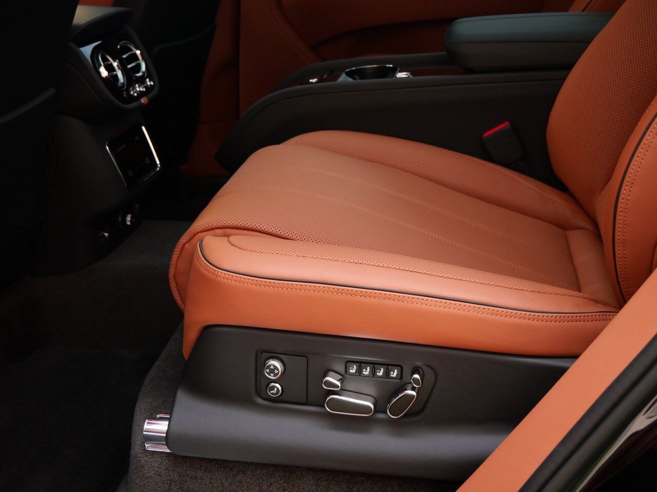 2025 Bentley Bentayga Atelier Edition V8 Lawrence KS