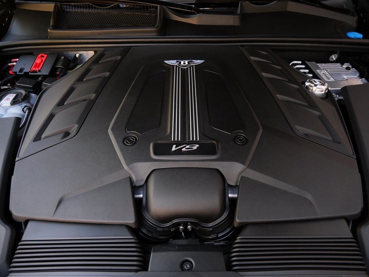 2025 Bentley Bentayga Atelier Edition V8 Lawrence KS